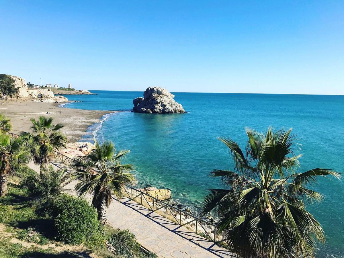Pueblo Marino, Oasis Junto Al Mar De La Arana, By Sol Maestranza Apartment Malaga Bagian luar foto