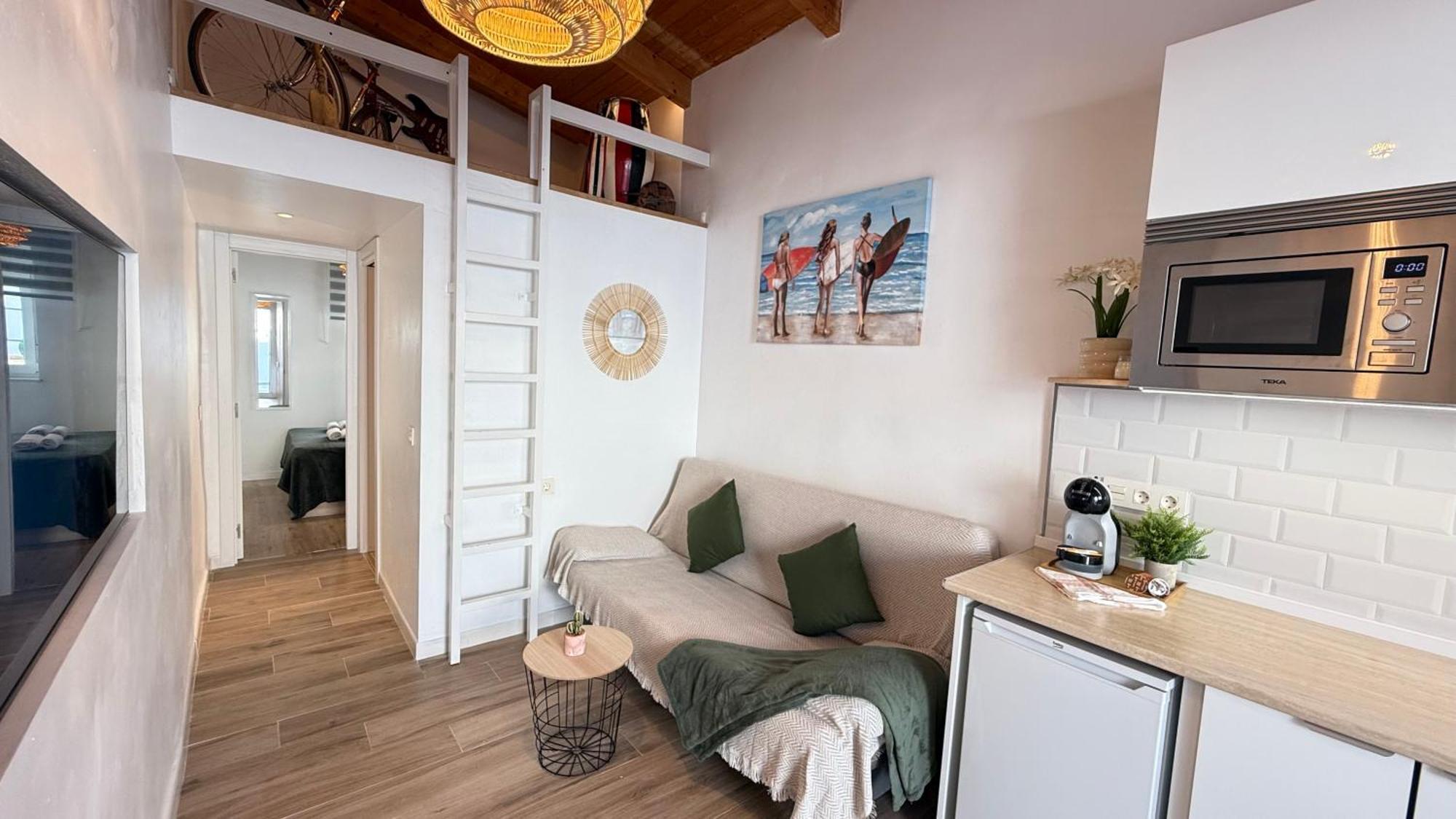 Pueblo Marino, Oasis Junto Al Mar De La Arana, By Sol Maestranza Apartment Malaga Bagian luar foto
